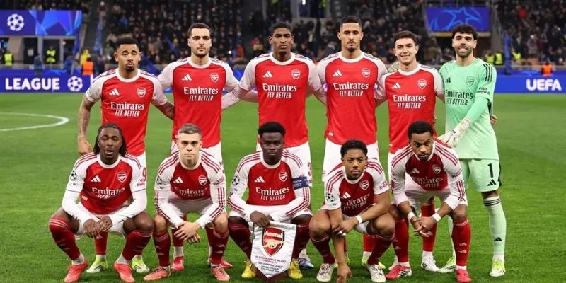 Câu lạc bộ Arrsenal sở hữu đội hình thi đấu trẻ trung đầy nhiệt huyết