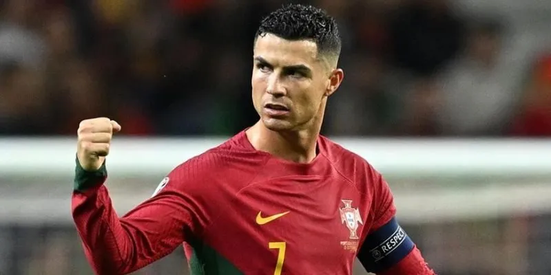 Cầu thủ Cristiano Ronaldo được mệnh danh là sát thủ ghi bàn đáng sợ nhất thế giới